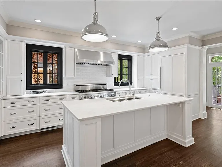 1337 Briarcliff Rd NE — Photo 10