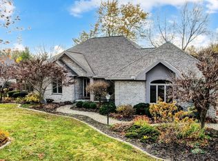 1200 Winterberry Dr, Lima, OH 45805