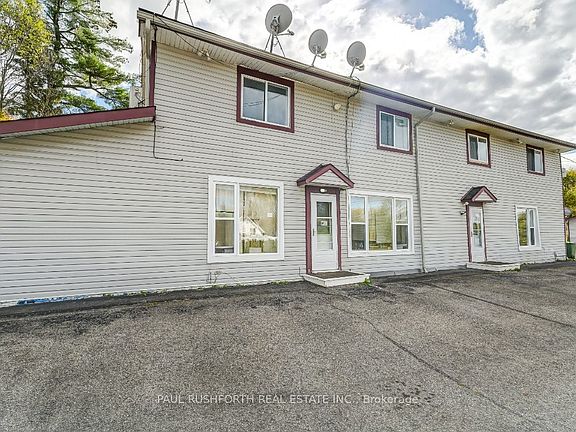 3rd image of 3590 Old Montreal Rd #1