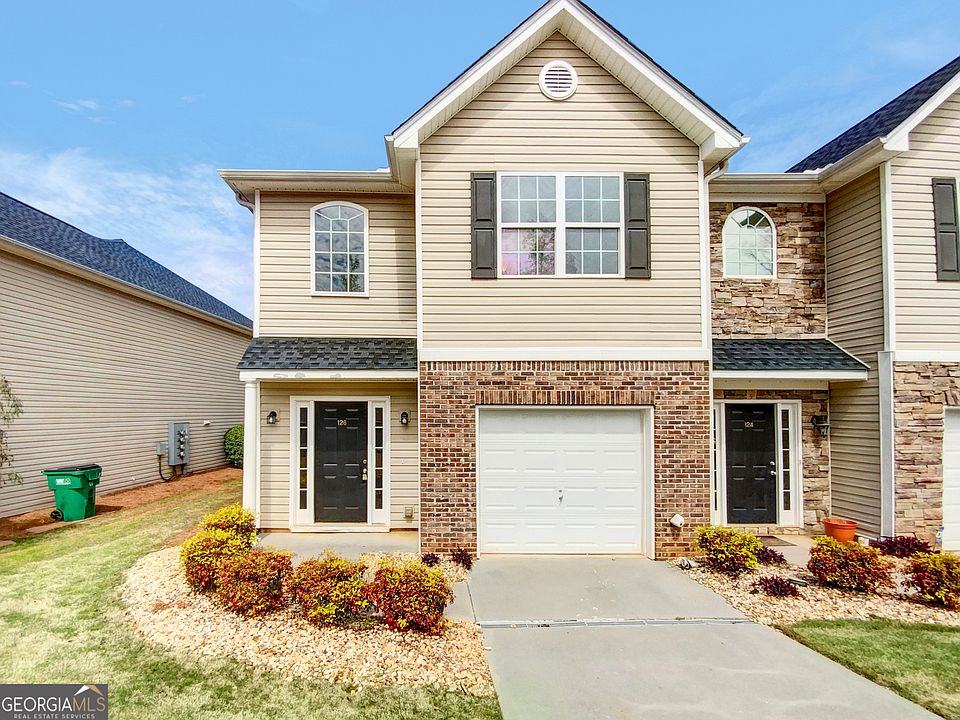 1st image of 126 Creekwood Dr