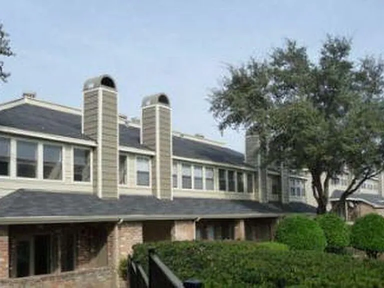 Branch Creek Apartments — Photo 17