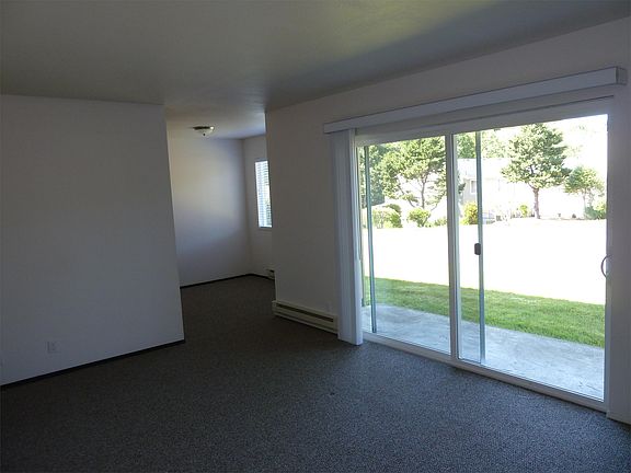4th image of 2183 NW Mast Pl APT B