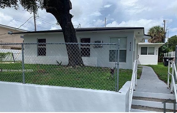 2nd image of 2115 NE 169th St #B
