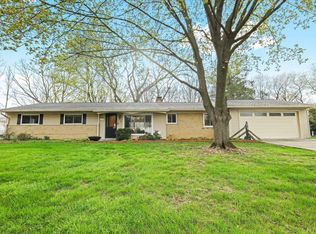1723 Hollingsworth Dr, Commerce Township, MI