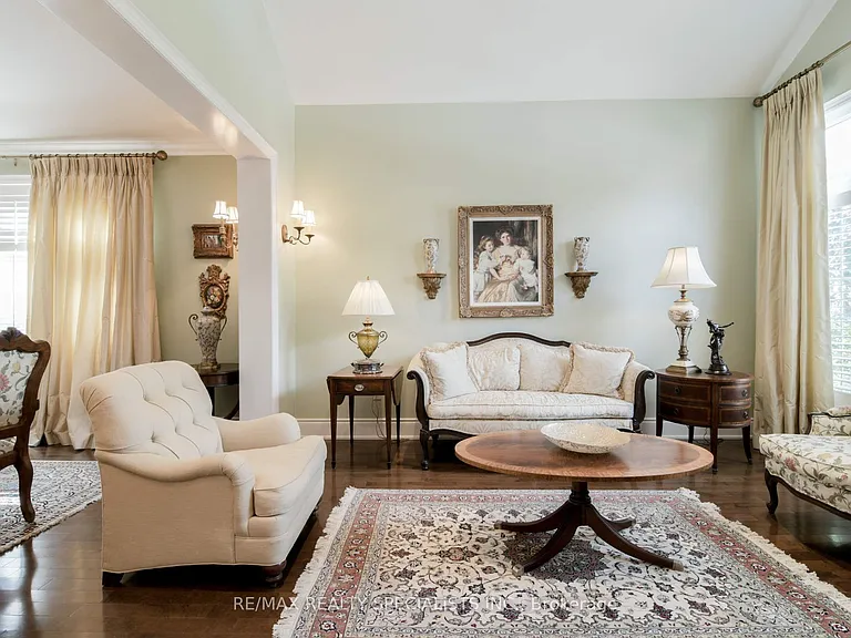 7 Scott Dr #UPPER — Photo 8