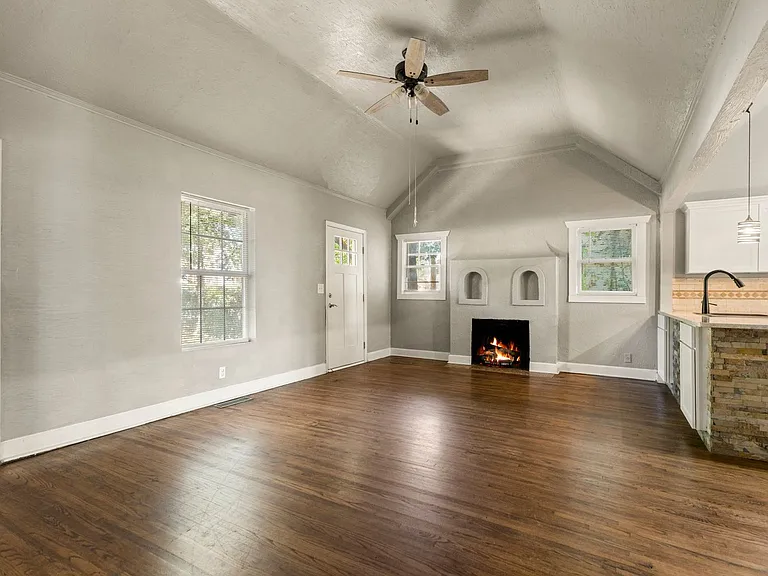 2415 N Boston Ave — Photo 19