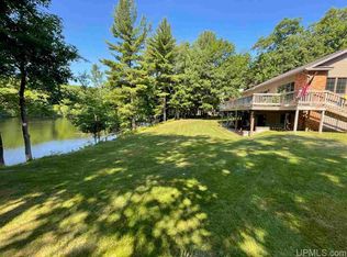 119 McClure Dam Rd, Negaunee, MI 49866
