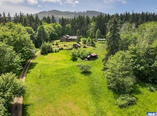 277 Shady Creek Ln, Port Angeles, WA 98362