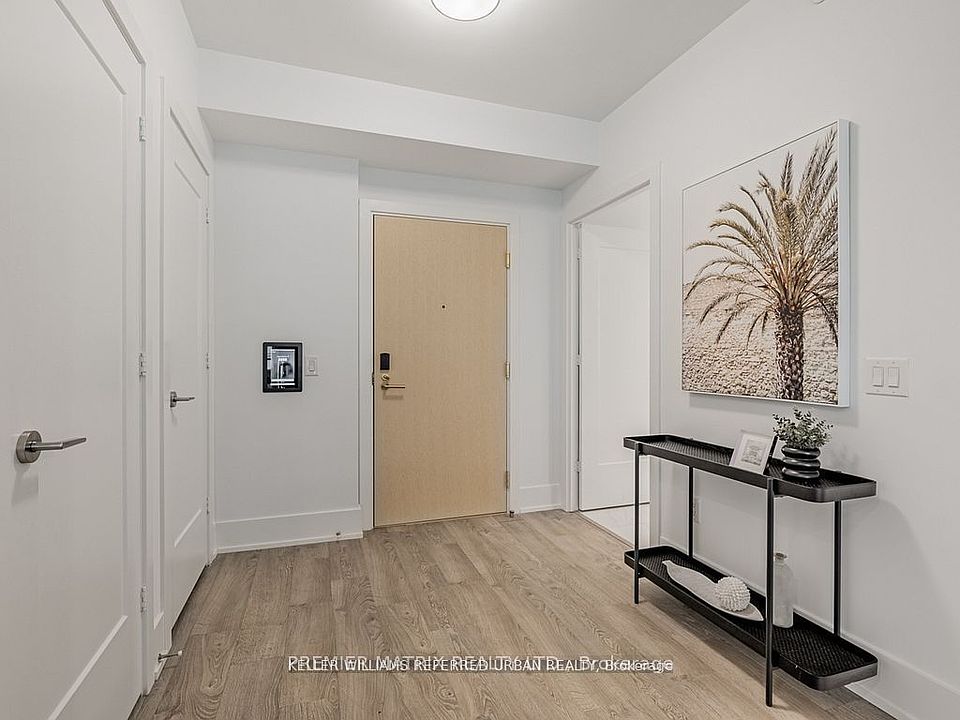 1st image of 480 Front St W #1009