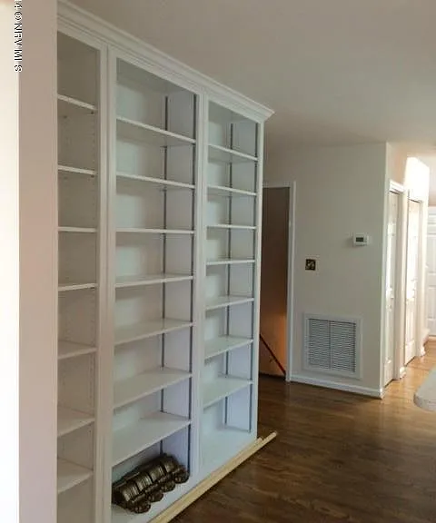 205 Berkley St — Photo 11