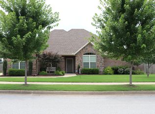 790 Clinton Cir, Springdale, AR 72762