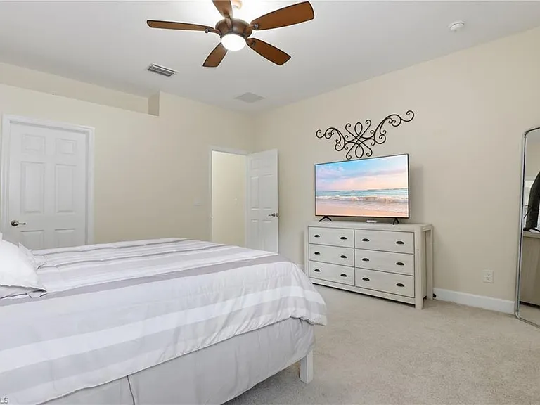 13818 Farnese Dr — Photo 28