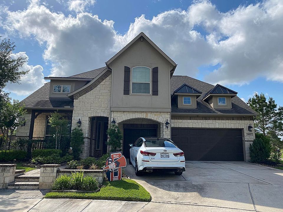 1st image of 18927 Ellis Bend Dr