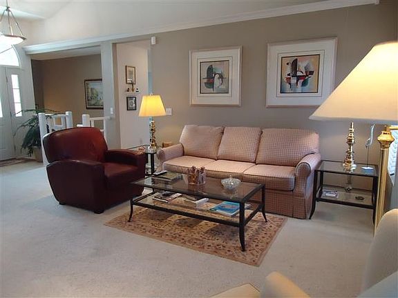 4th image of 4007 Sandstone Dr