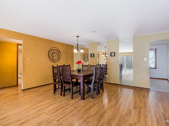 3rd image of 9514 S 86th Ave APT 307