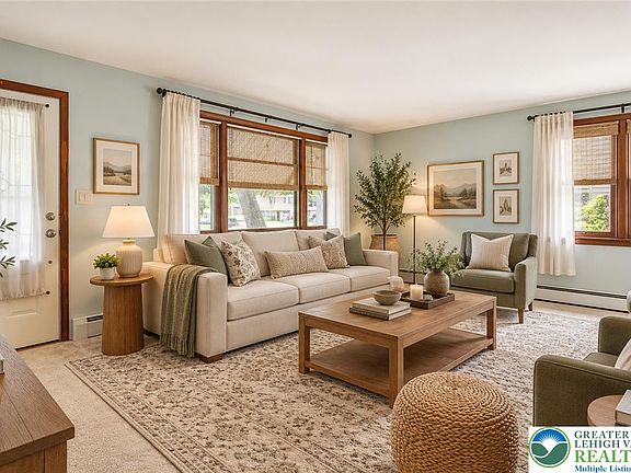 5th image of 1539 Spring Garden St