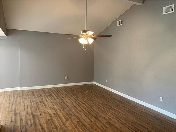 4th image of 2118 Avenue C