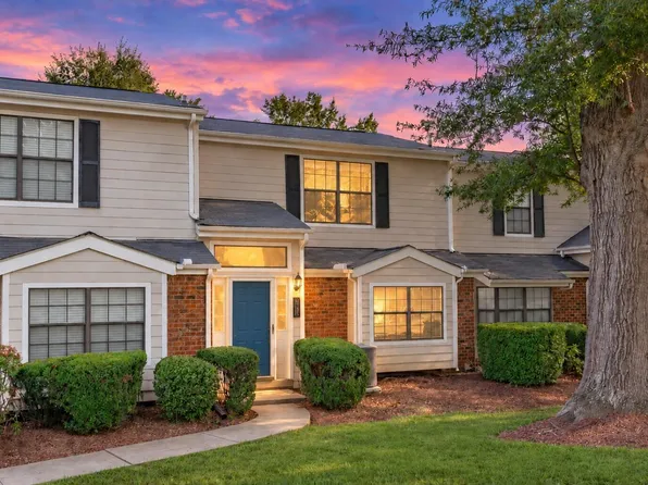 7918 Falcon Rest Cir, Raleigh, NC 27615