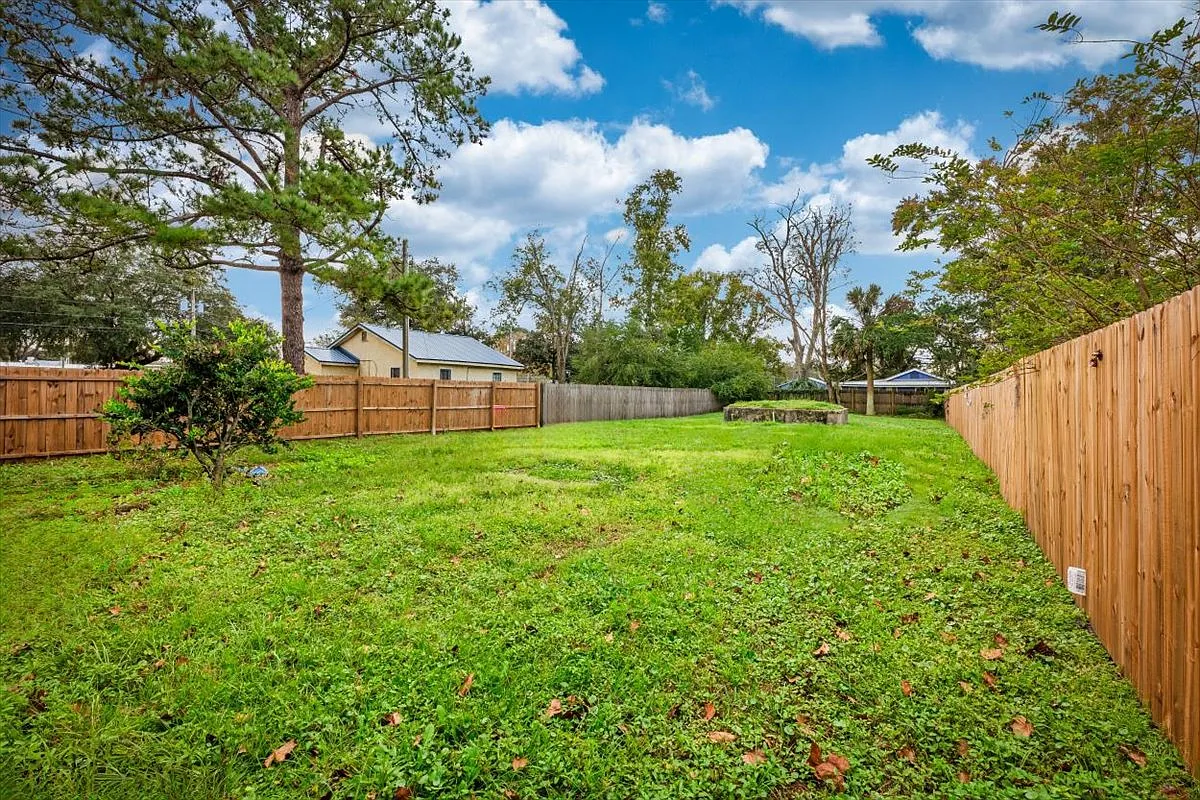 4 bed, 1050 sqft, $1,675 — Photo 4