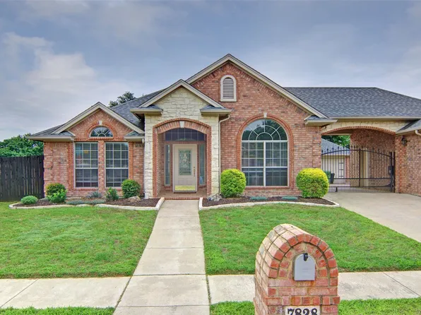 7828 Vineyard Ct, Fort Worth, TX 76182