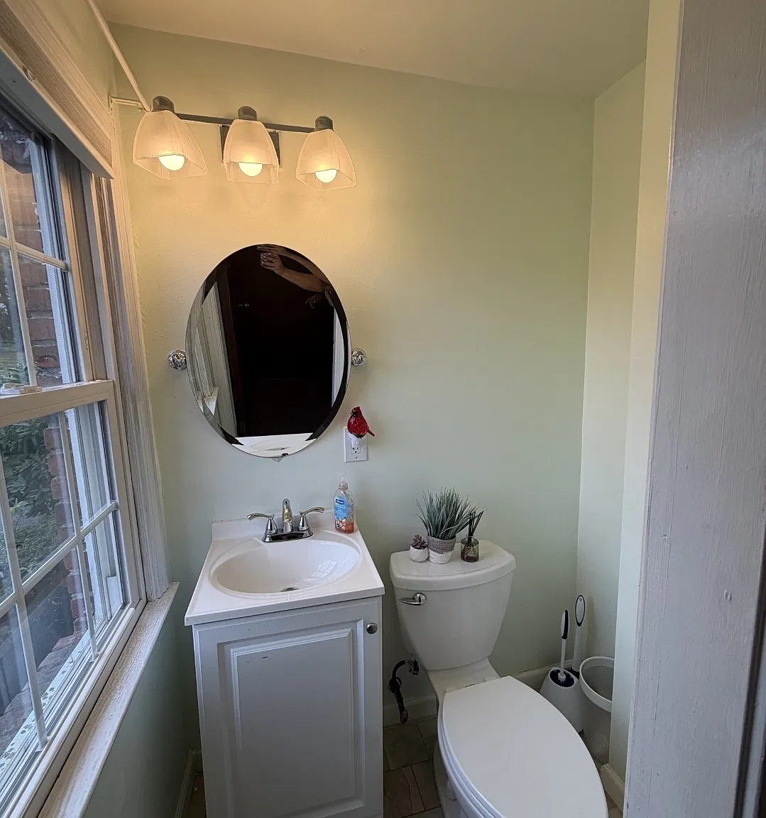 8 Old Farms Ln — Photo 3