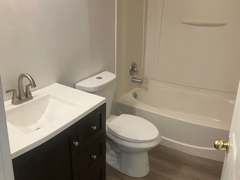 1711 Ambrose Terrace Dr — Photo 22