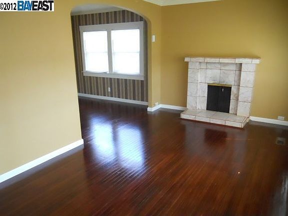 3rd image of 2843 62nd Ave