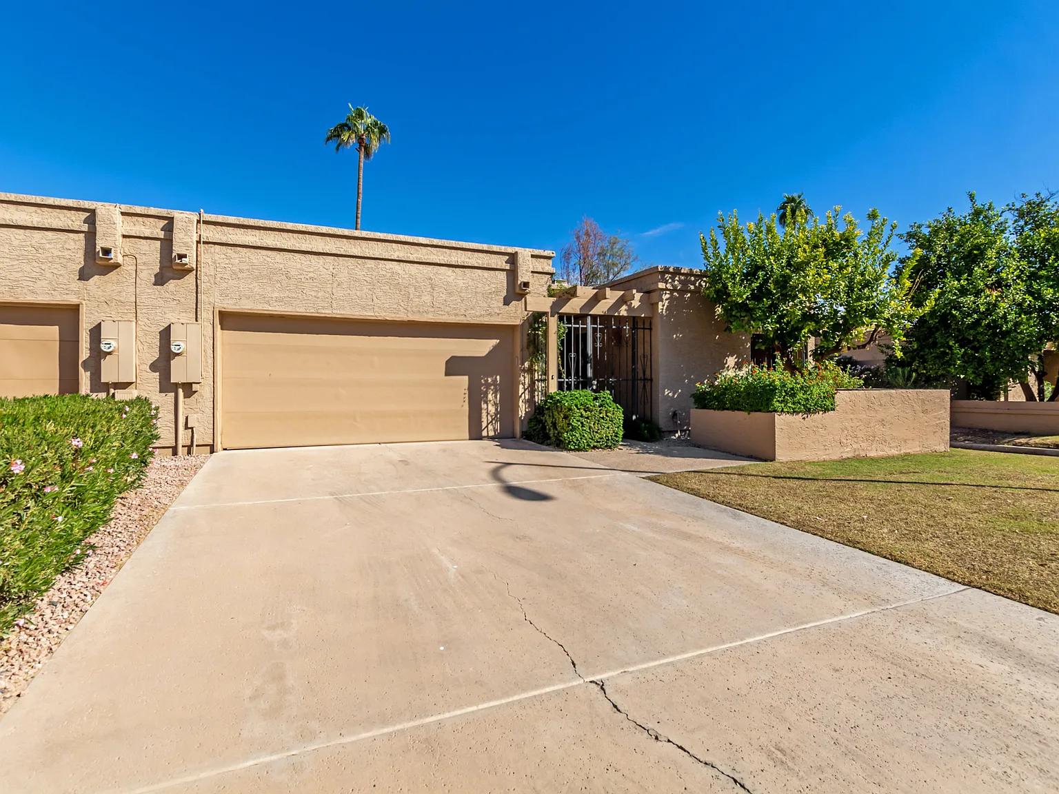 3 bed, 1809 sqft, $5,000 — Photo 3