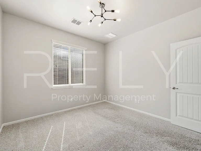 227 Choke Canyon Ln — Photo 28