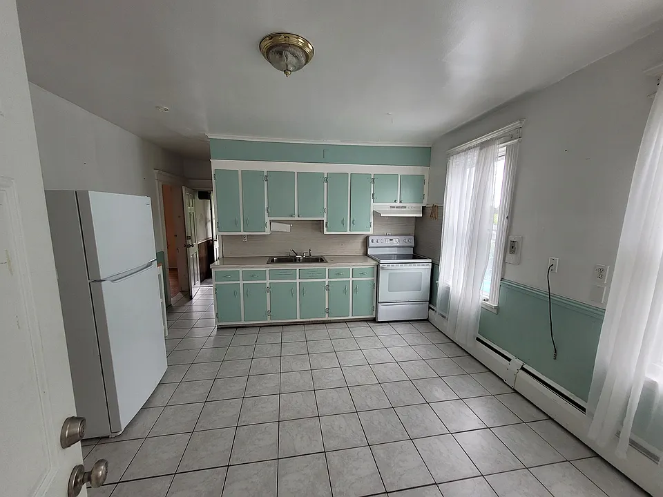 Large Kitchen
