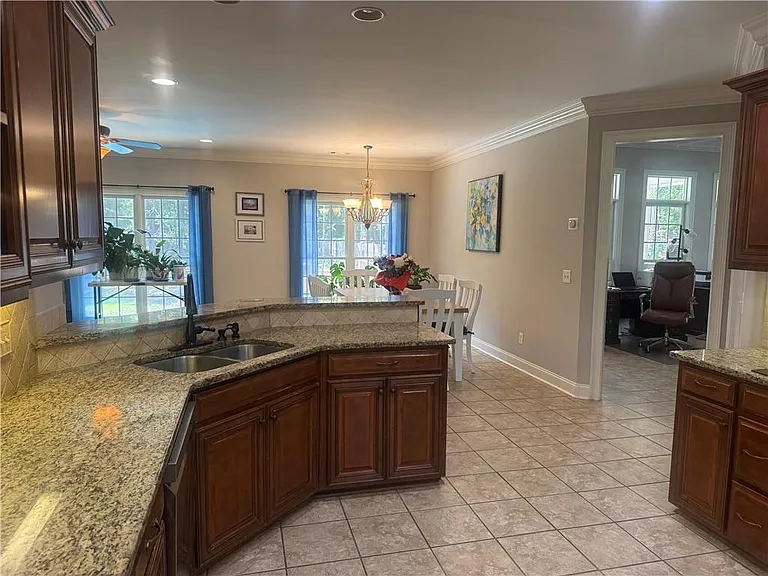 Newberry Ln — Photo 20