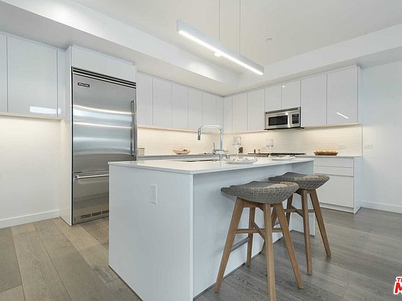 2nd image of 1433 14th St APT 16