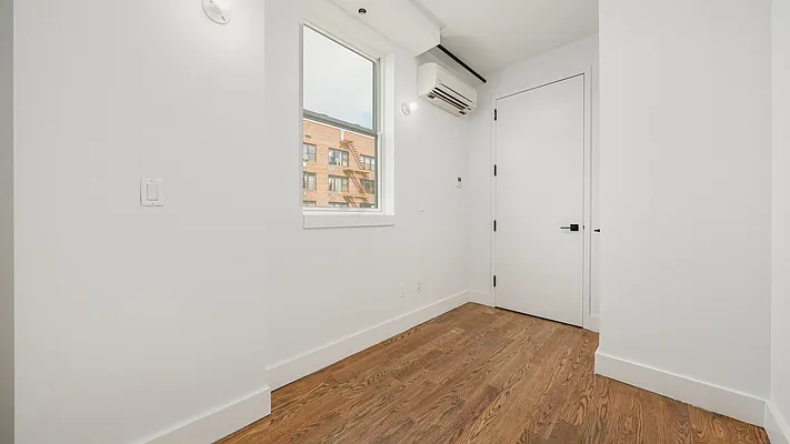 Rented by Nooklyn NYC LLC | media 8