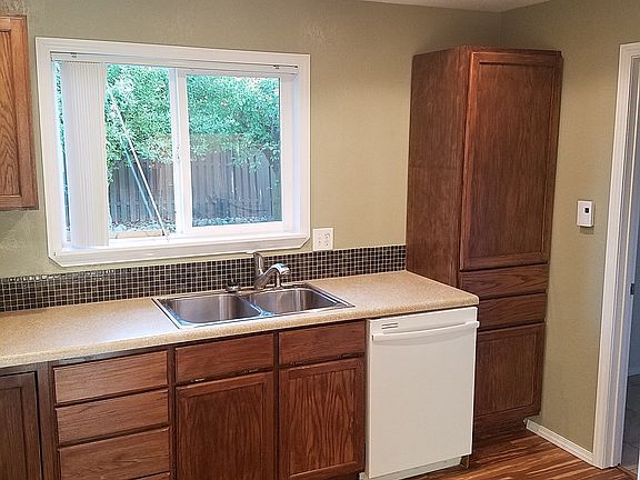 2nd image of 28816 45th Pl S