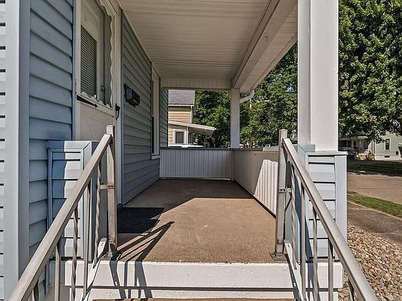2nd image of 144 Park Ave NW