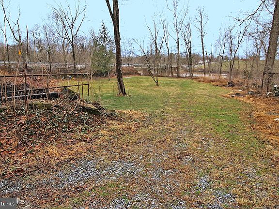 5th image of 672 Ono Rd