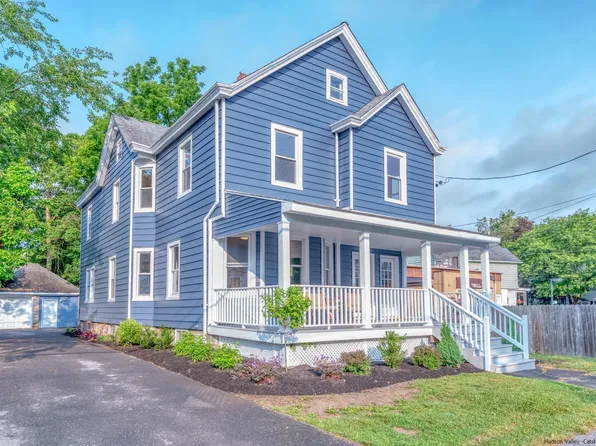 321 Washington Avenue, Kingston, NY 12401