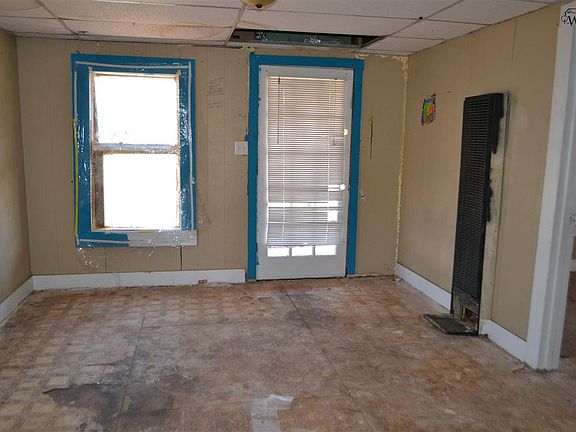 5th image of 1228 N Rosewood Ave