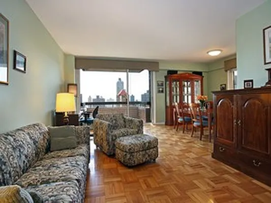 Sold by Corcoran | media 28