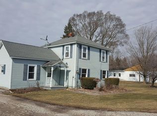 N8701 Briggs St, East Troy, WI 53120