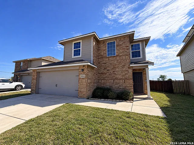 3 bed, 2.5 bath, 1288 sqft, $1,635 — Photo 1