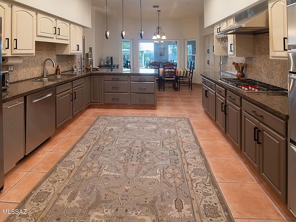 5th image of 555 E Placita Cerro Amistoso