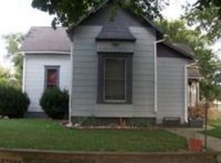 501 N Gray St, Sidell, IL 61876