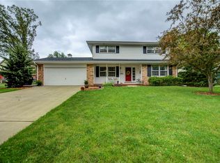 3041 E Lynnwood Dr, Decatur, IL 62521