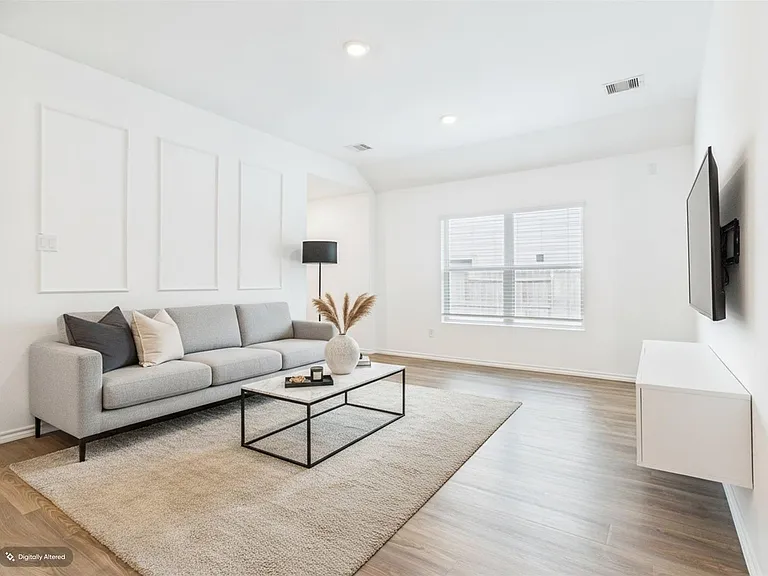 1300 Winding Willow Dr — Photo 6