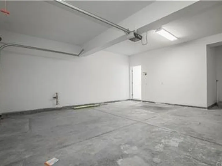 Placentia St — Photo 24