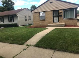 5318 N 74th St, Milwaukee, WI 53218