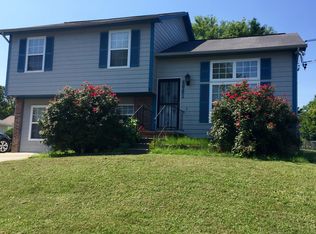 6001 Autumn Oaks Ln, Knoxville, TN 37921