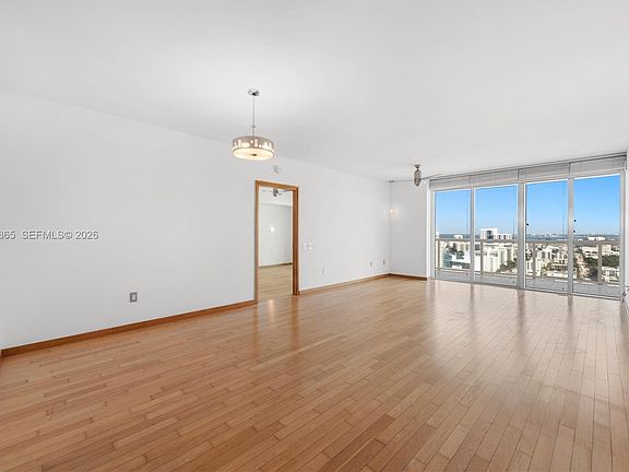 3rd image of 450 Alton Rd APT 3206