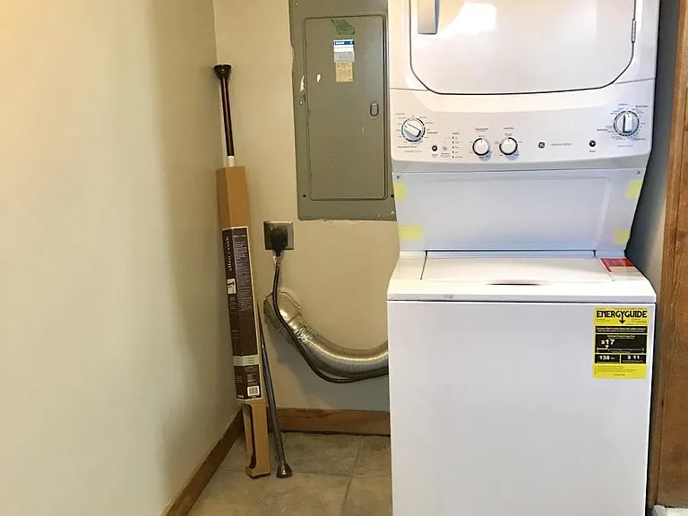1st floor in unit laundry
